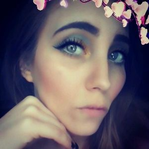 Meet your Posher, Shelly